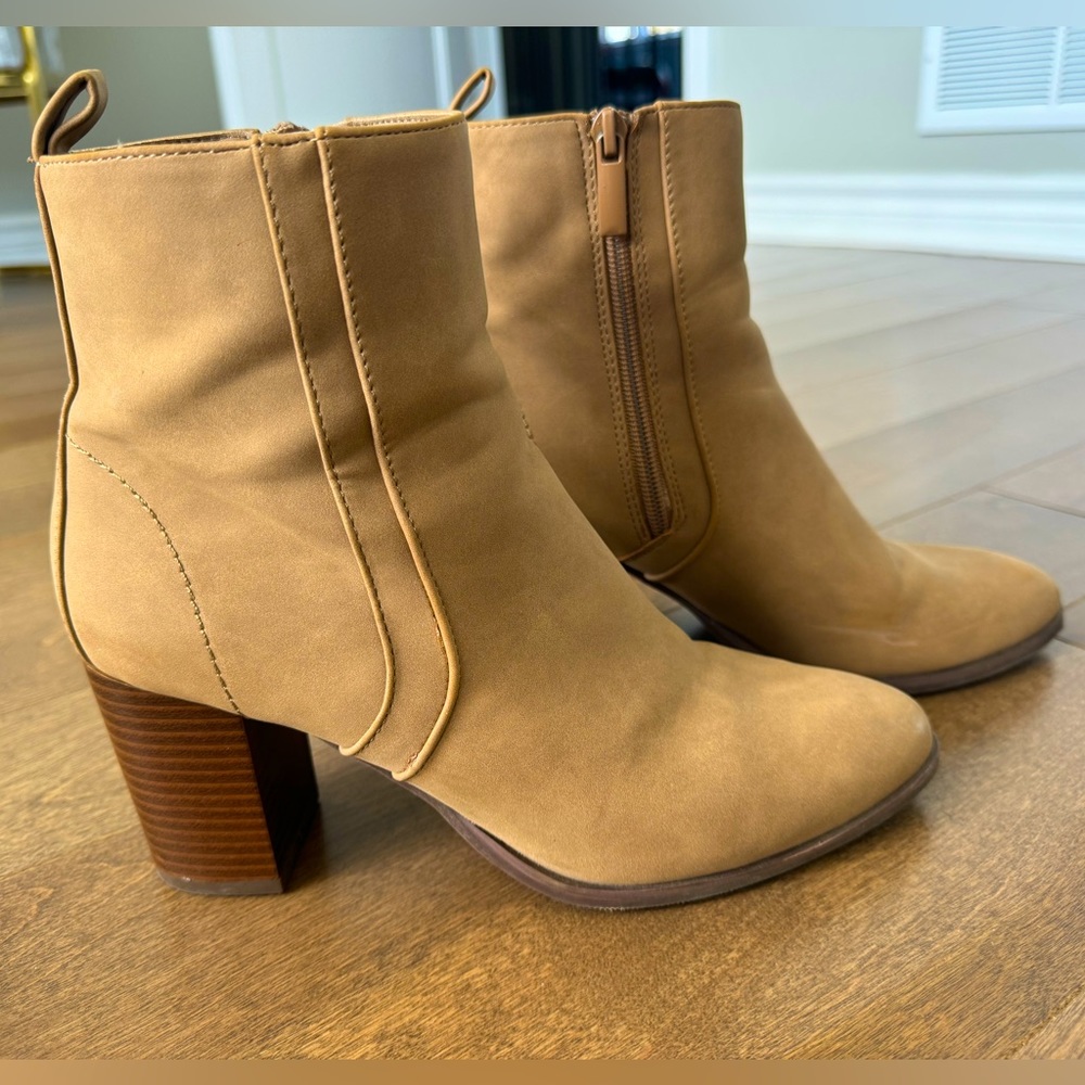 Mile End booties size 8